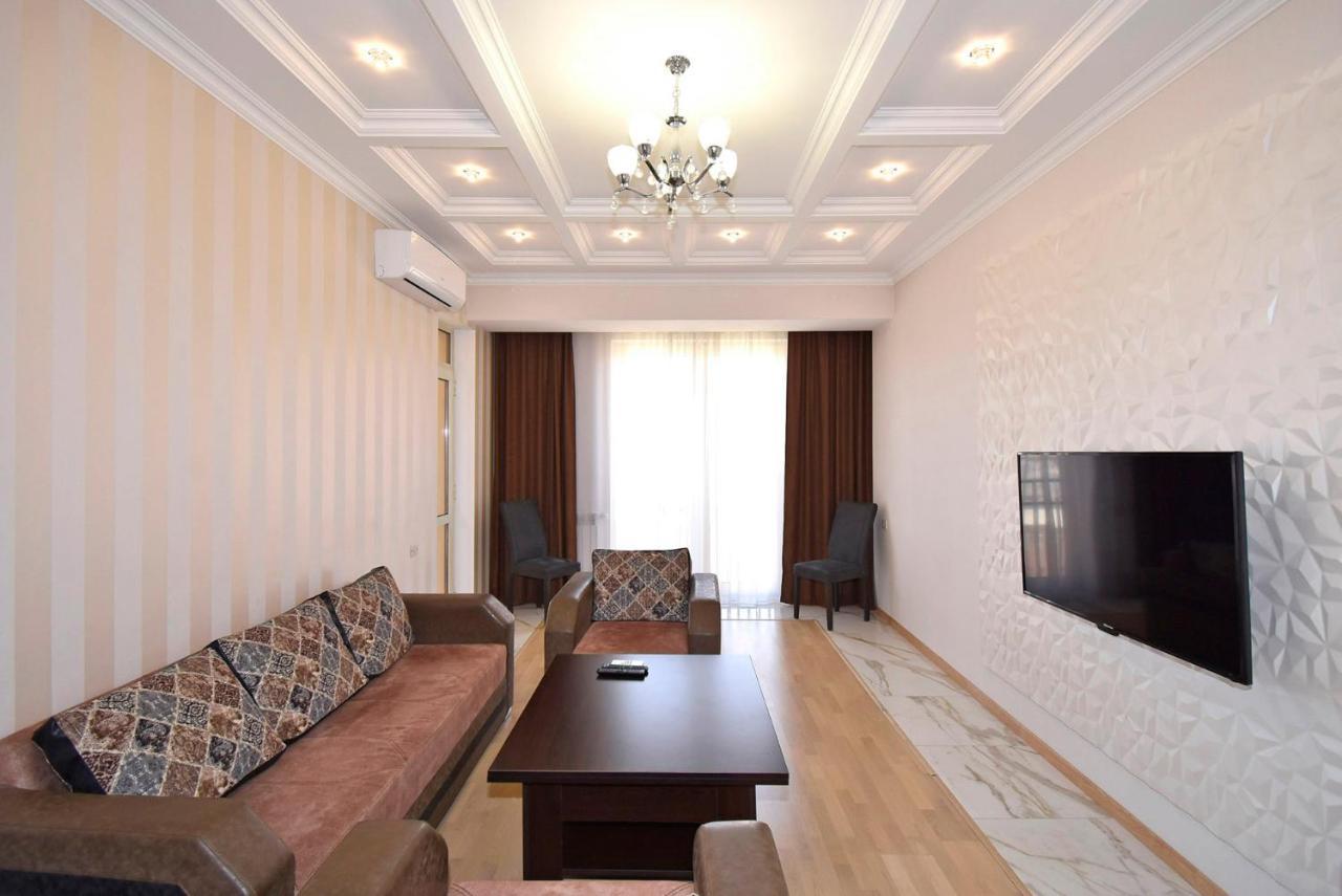 Rent Inn Yerevan On Buzand Street 외부 사진