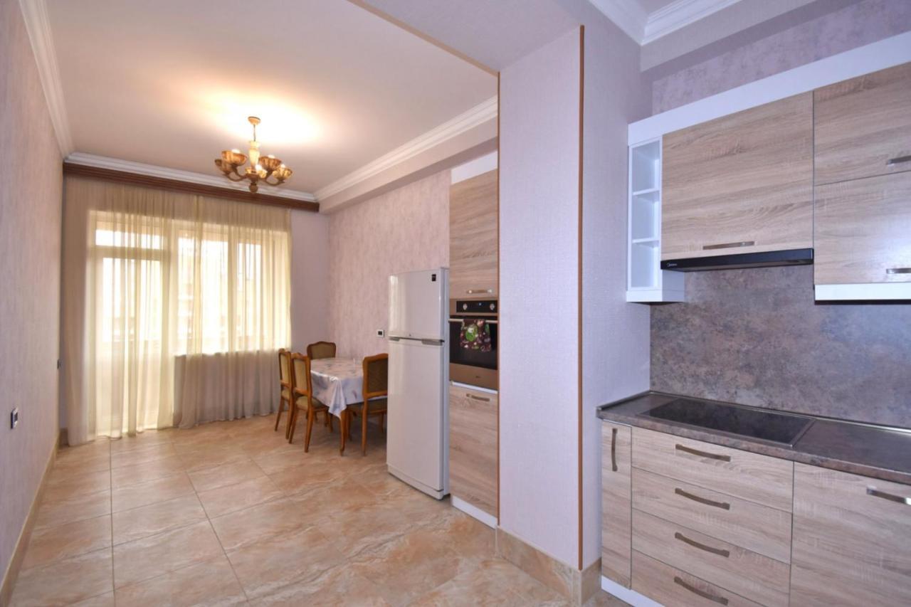 Rent Inn Yerevan On Buzand Street 외부 사진