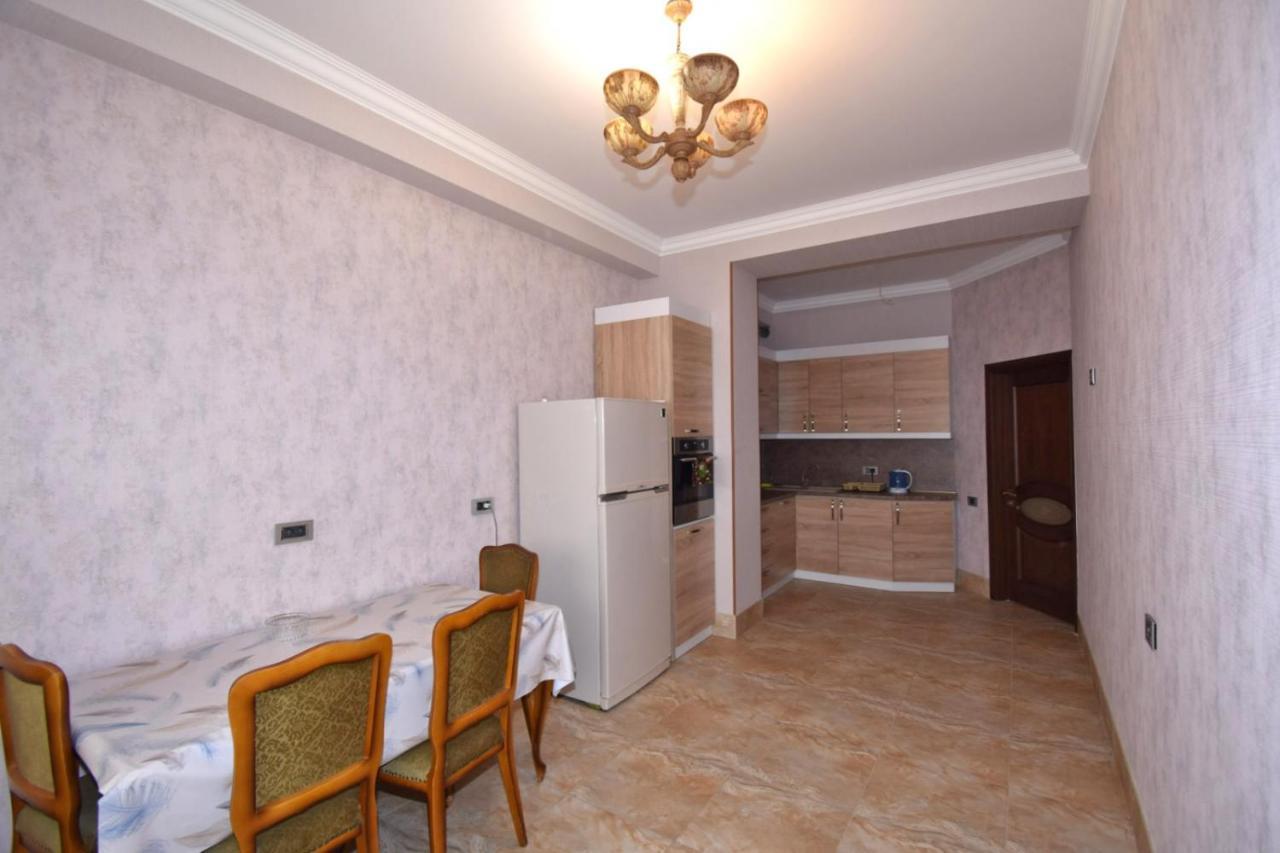 Rent Inn Yerevan On Buzand Street 외부 사진