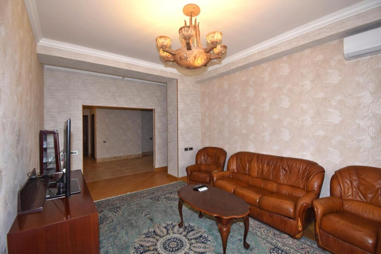 Rent Inn Yerevan On Buzand Street 외부 사진