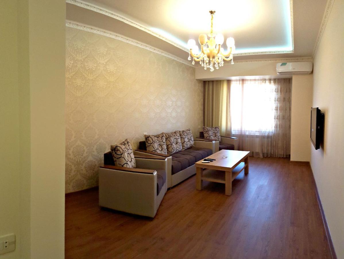 Rent Inn Yerevan On Buzand Street 외부 사진